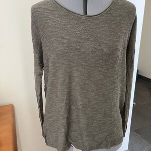 GAP Women's Khaki Crew Neck Sweater